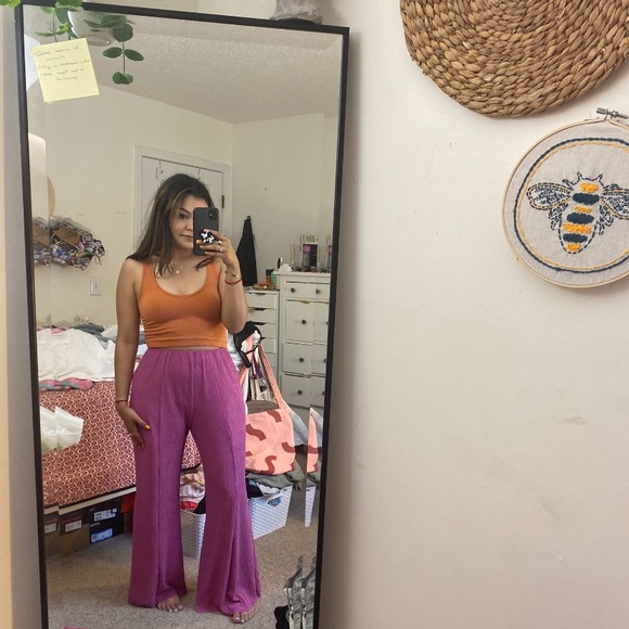 Urban Outfitters solange plisse pull on flare pant - Picture 4 of 4